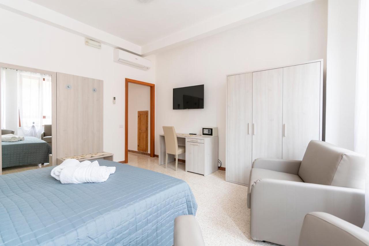 Hotel Dei Tacchi Osini Zewnętrze zdjęcie