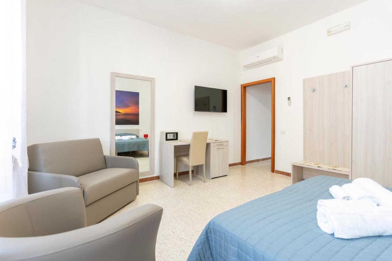 Hotel Dei Tacchi Osini Zewnętrze zdjęcie