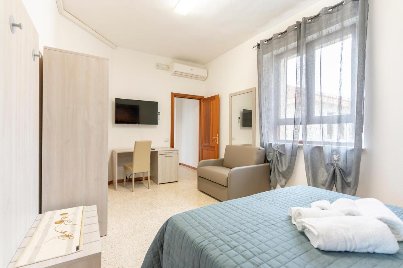 Hotel Dei Tacchi Osini Zewnętrze zdjęcie