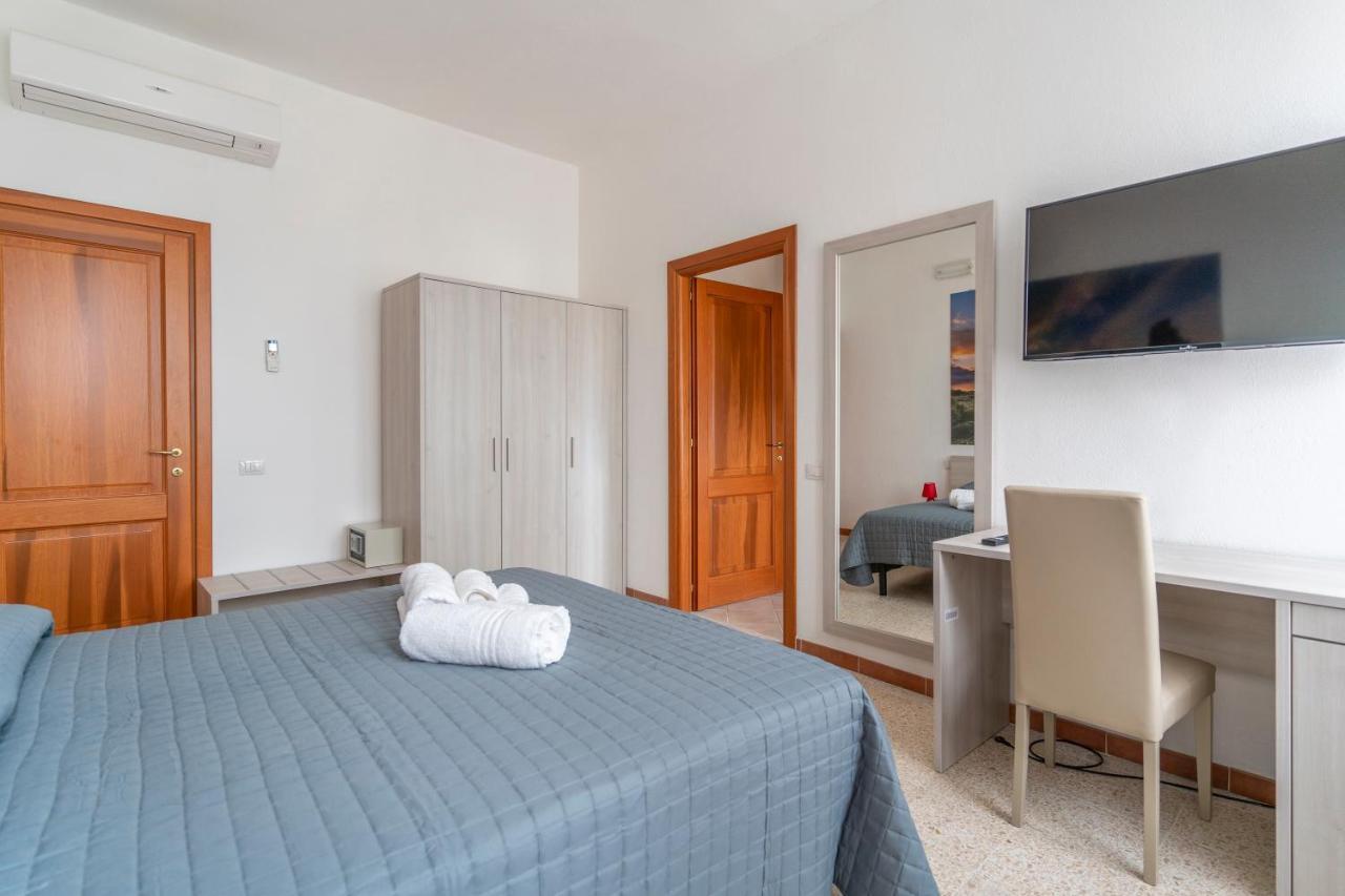 Hotel Dei Tacchi Osini Zewnętrze zdjęcie